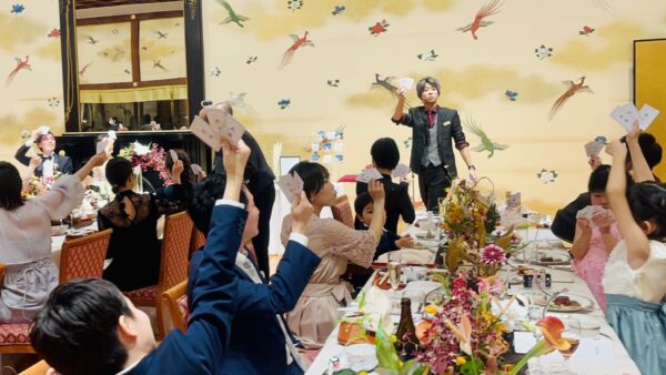 マジシャン派遣の料金相場はいくら?企業イベント担当者のための完全ガイド